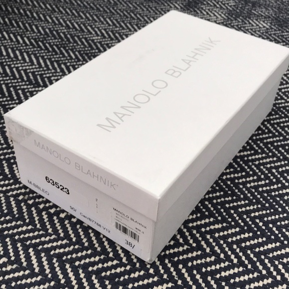 Manolo Blahnik leopard pump - Size 38.5 new in box - Picture 8 of 8